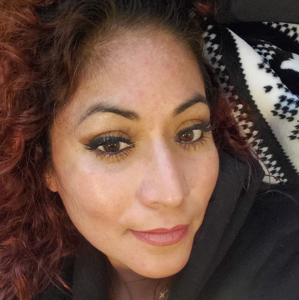 Meet your Posher, Yadira